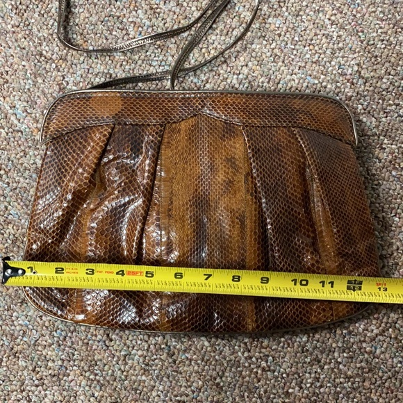 The Bolan Too classic Snake skin purse - Picture 7 of 9